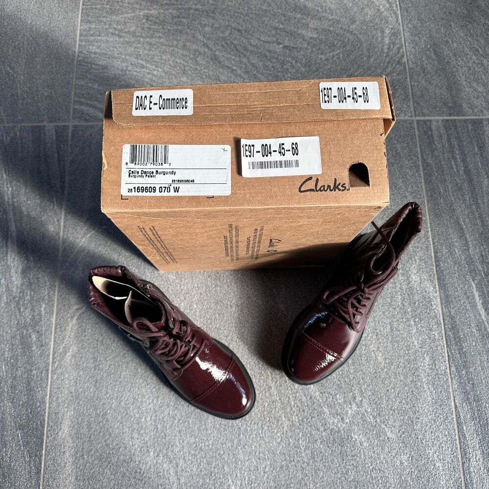 NIB Clarks Calla Dance Lace-Up Buckled Boots Side Zip Burgundy Patent Women's 7W - Picture 12 of 12